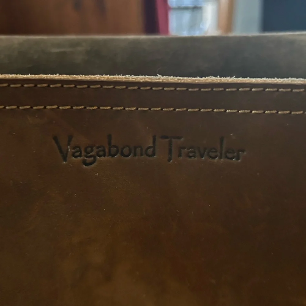 VAGABOND TRAVELER 14